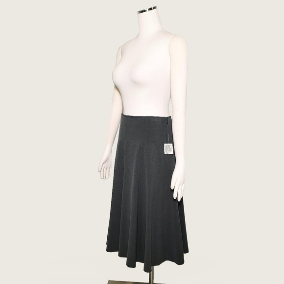 Paniz Skirt NWT - Picture 3 of 8